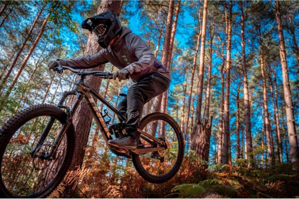 Fietsen in de winter met je mountainbike of gravelbike: do’s & don’ts